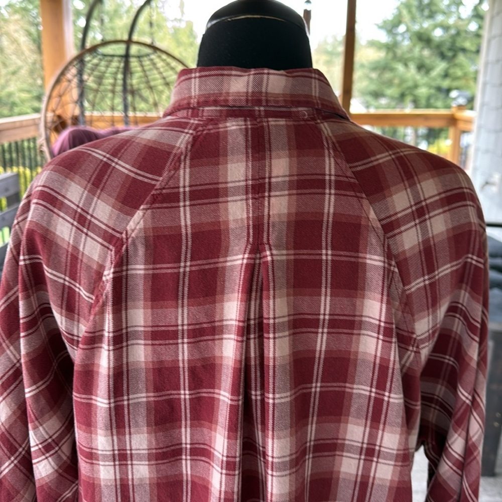 Eddie Bauer | Plaid Long Sleeve - Picture 5 of 8